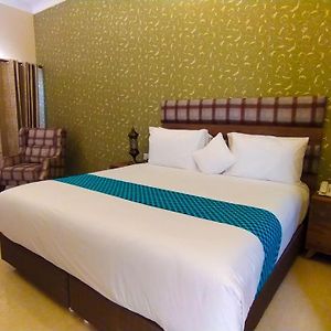 Deluxe Zimmer mit Kingsize-Bett